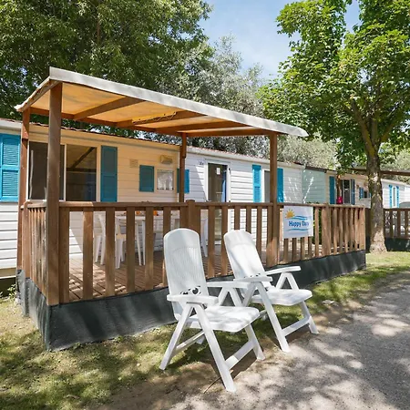 Κάμπινγκ Happy Camp Mobile Homes In Balatontourist Fuered &