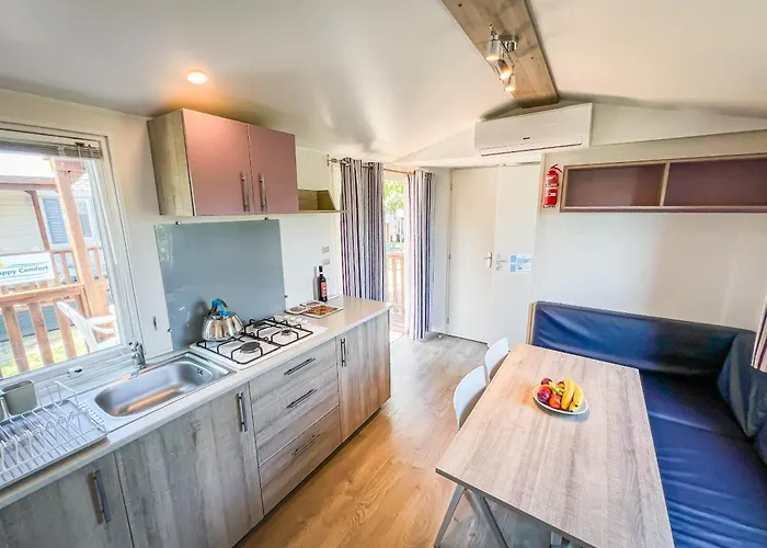 Happy Camp Mobile Homes In Balatontourist Fuered &