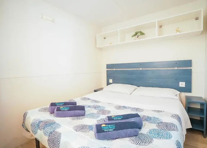 Happy Camp Mobile Homes In Balatontourist Fuered &