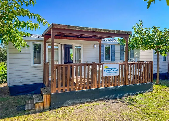 Happy Camp Mobile Homes In Balatontourist Fuered & Balatonfured