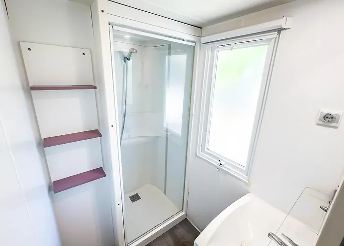 Happy Camp Mobile Homes In Balatontourist Fuered &